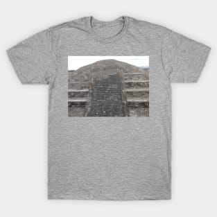 Teotihuacán, Pyramid of time T-Shirt